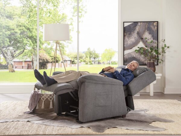 Polaris Power Lift Recliner with Heat & Massage - Image 5